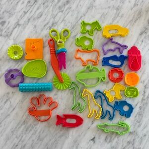Play-Doh Colorful Kids Play Dough Cutters & Tools Set - Bright Multicolor. 18pc